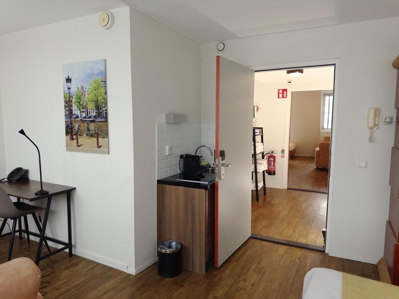 Hotel Residence Le Coin Амстердам Екстериор снимка
